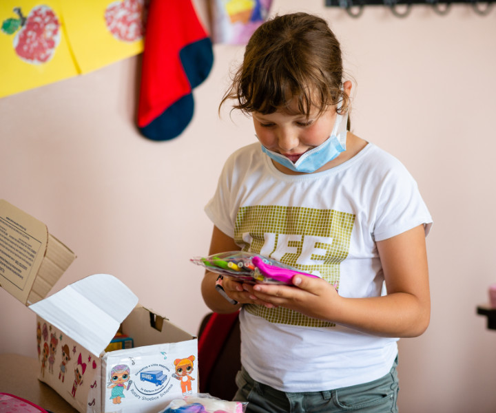 Rotary Shoeboxes to Romania - Rotary Southport Links